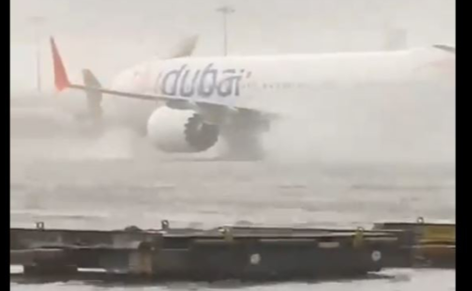 阿拉伯75年來最大暴雨　杜拜機場現「水上滑行」、阿曼18人罹難