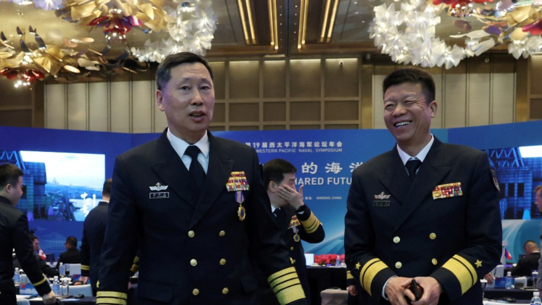 中國國防部：美中俄高層軍官在西太平洋海軍論壇會場舉行三方會談