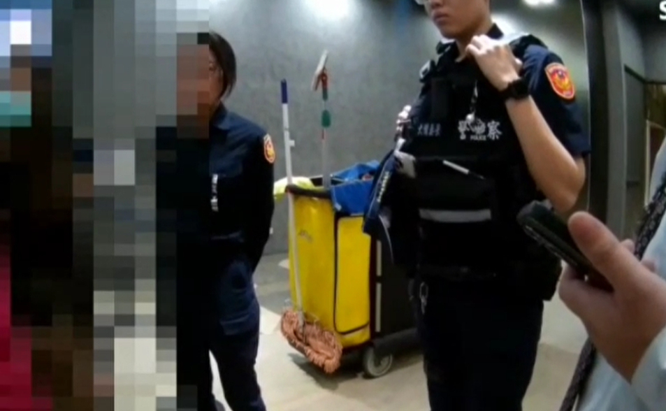 小四女童被當賊「嚇到一臉鐵青」　誠品烏龍竊案5警帶人影片曝光