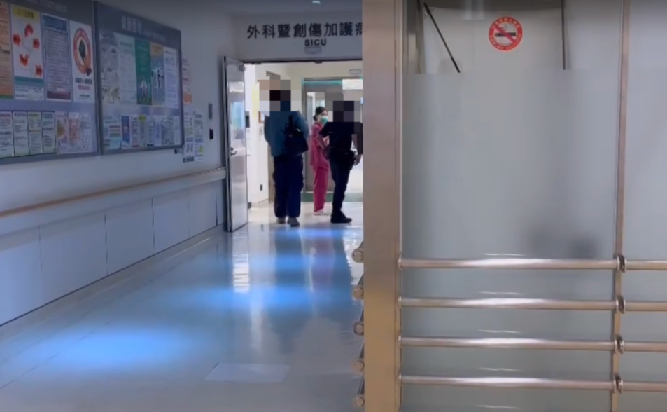 三峽車禍3死疑雲未解！警方首度進入加護病房   余妻帶2子現身