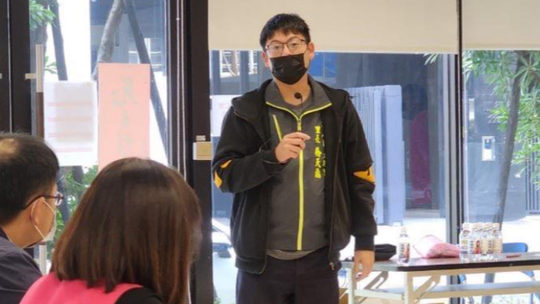 「渣男里長」頻繁買春！問女友「雙胞胎可不可以只留一個？」　週刊再揭喬天鼎黑幕