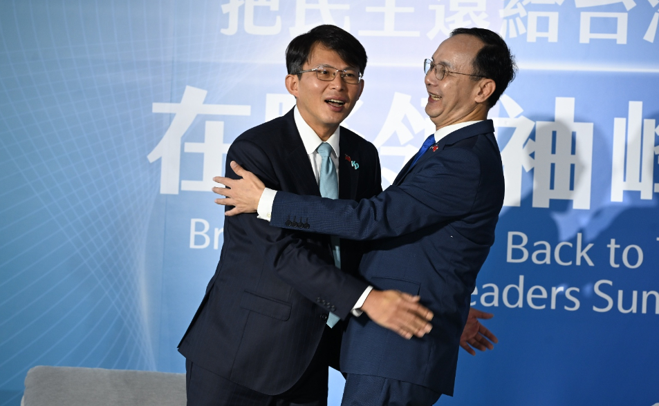 王家俊專欄：黃國昌吃掉朱立倫