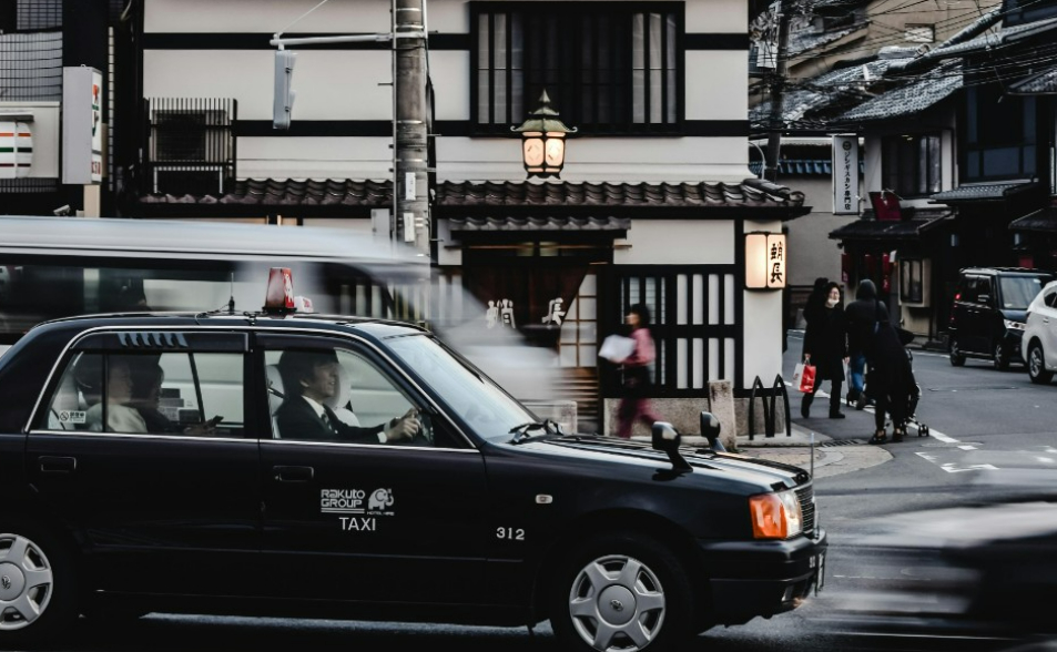 日本運將「不收台灣人車資9年」　原因曝光！感動近2萬人