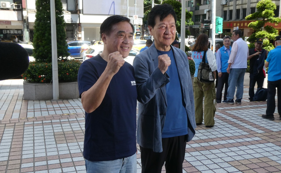 趙少康陪同宣布參選黨主席　郝龍斌：將擔任造王者、造后者讓國民黨「能贏」