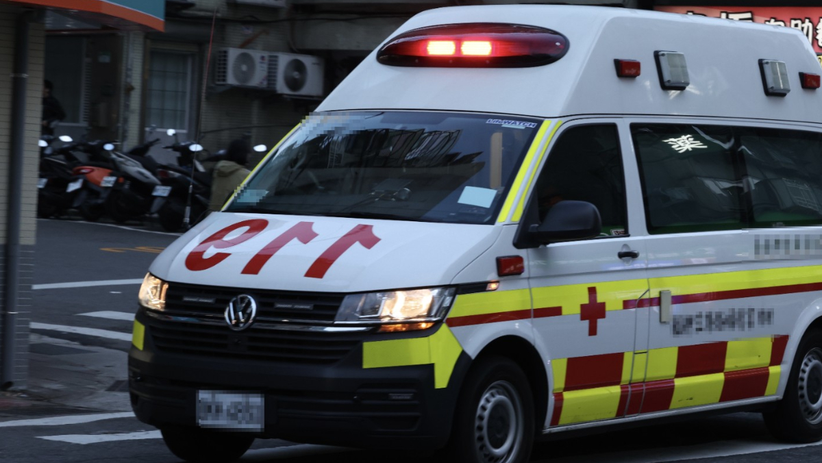 短短1小時！台中8月大男嬰嘴唇發紺「父抱消防隊救不回」　3月大女嬰趴睡也猝逝