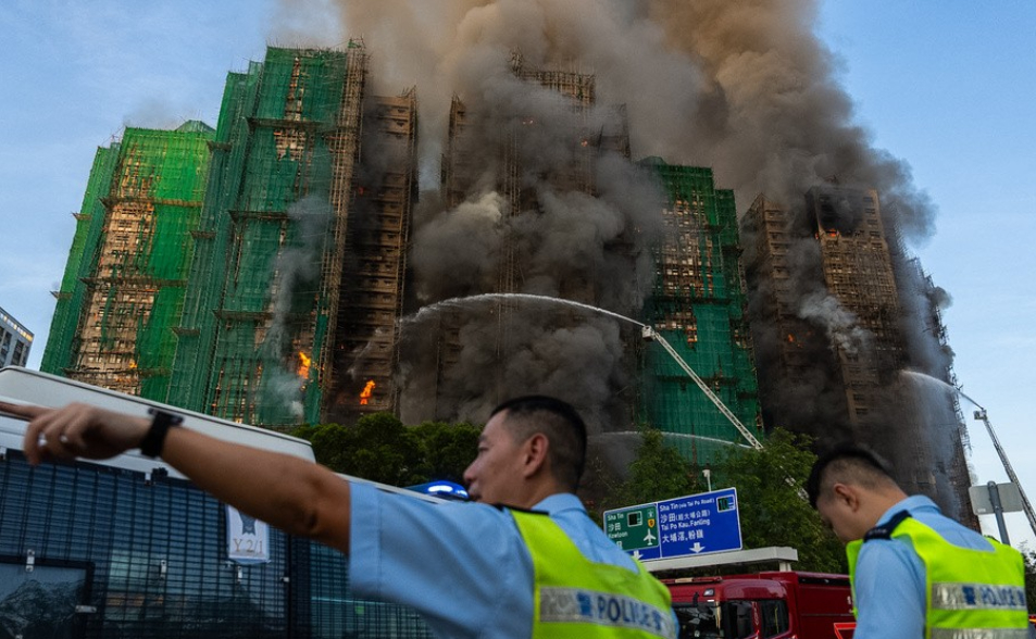 非阻燃安全網致命？香港兩個月兩起鷹架大火　專家稱百餘年未見