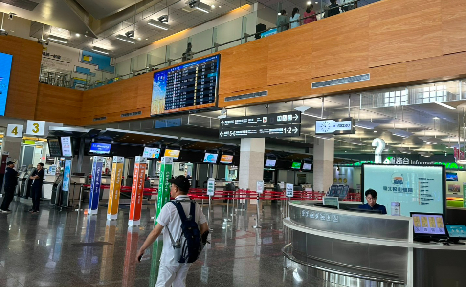 中國再丟包3台嫌「自行搭機返台」　刑事局急奔機場接人！今押送北檢發監