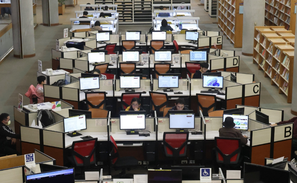 【深度報導】「電子書計次」偏鄉借閱飆逾10倍　出版業：數據模糊成隱憂