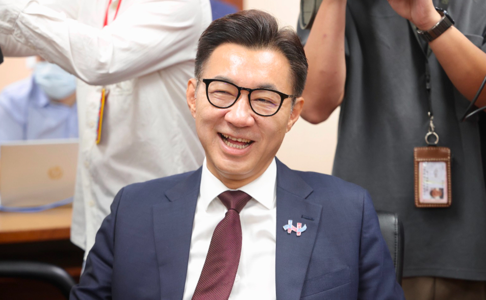 短評／鄭麗文、盧秀燕演宮鬥劇　不想江啟臣太快辭立法院副院長