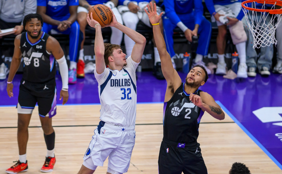 「詹皇」也不夠看！獨行俠18歲狀元弗拉格轟42分打破高懸多年詹姆斯障礙