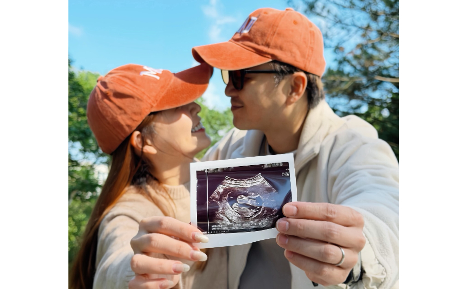 書偉閃兵期間「做人成功」　謝京穎懷雙胞胎：1次2個雙馬寶