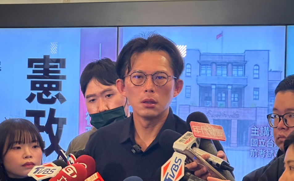 嗆「綠色大法官實質廢死」　黃國昌：「無期徒刑不得假釋」刑法修正案下週排審