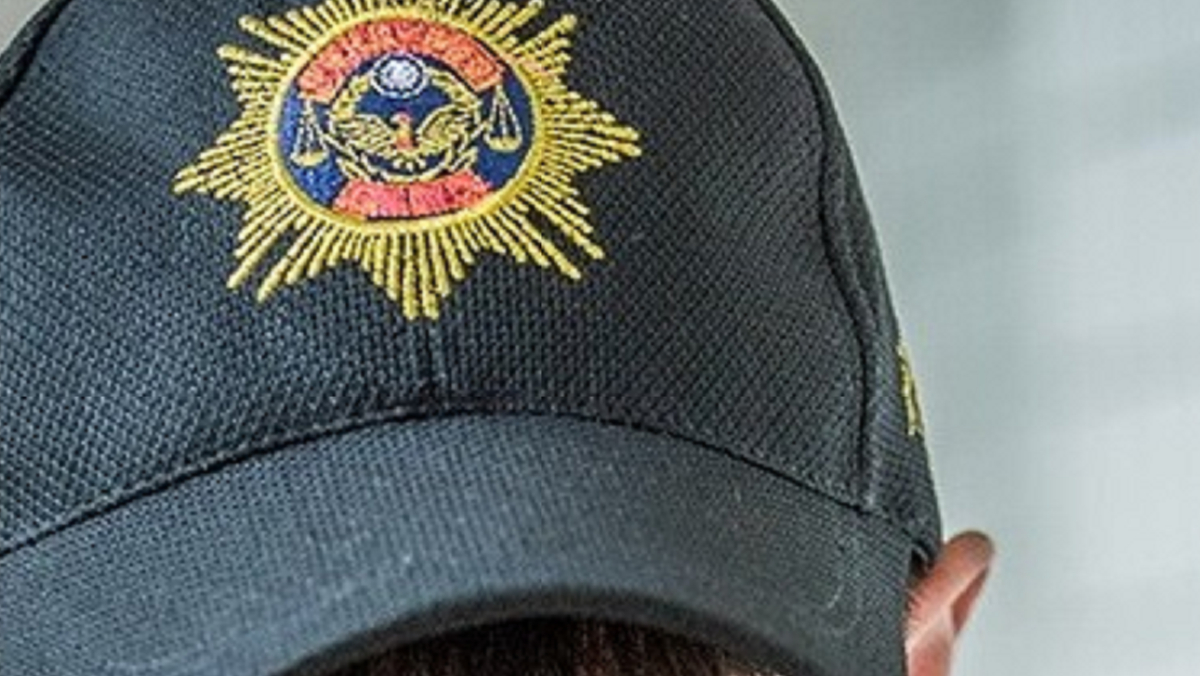 嗆「在盧秀燕腦門開3槍」　女偵查佐恐嚇言論全曝光！擬2大過免職