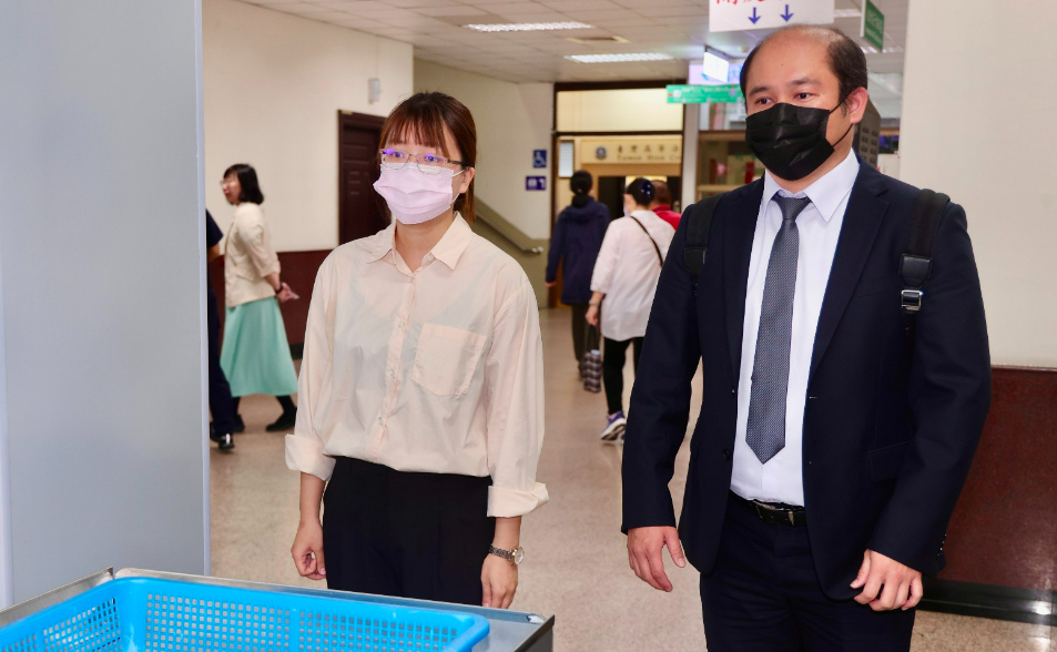 律師男友捲詐團！女檢察官涉洩密「保住職務」   懲戒法院罰俸10月