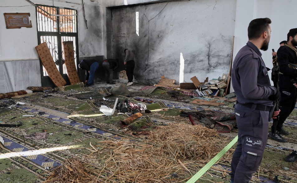 推翻獨裁者1年仍無和平　敘利亞清真寺爆炸8死18傷