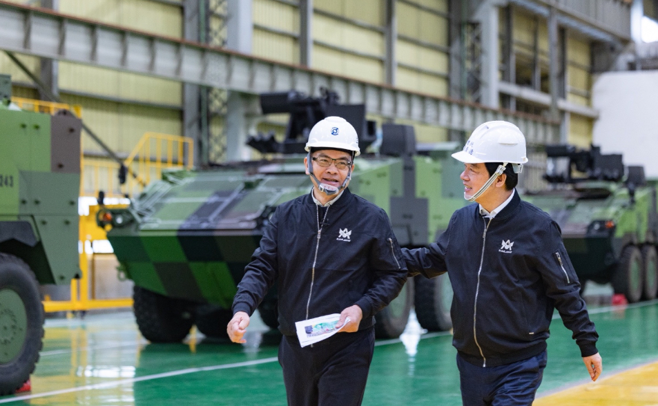 賴清德開炮藍白：公開讚賞普丁、擁抱習近平　卻彈劾民選總統？