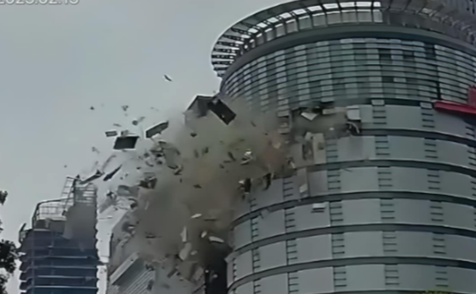 新光三越中港店氣爆5死35傷　真相曝光！總公司等13人起訴