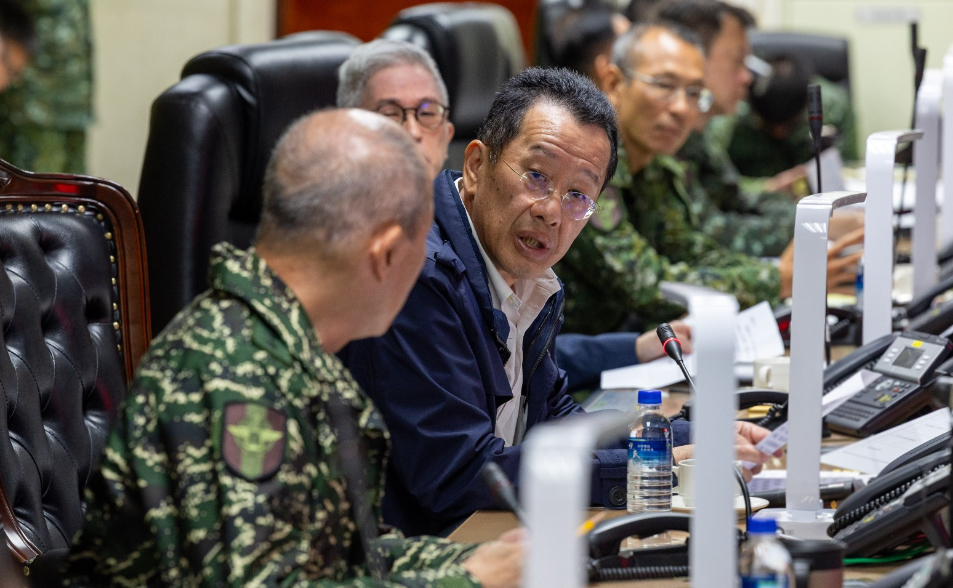 中共「遠程火力」對台灣北部實彈射擊　國防部追監：落彈於24海浬線週邊