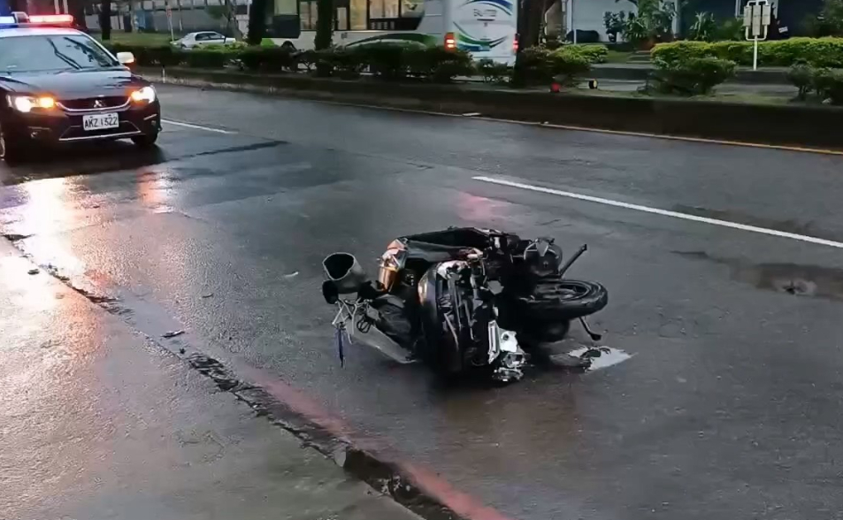 台北清潔隊員元旦騎車上班遭撞　肇事者落跑！放他倒地慢慢死