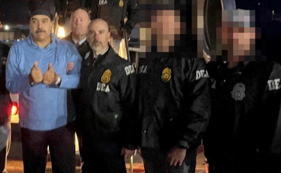 馬杜洛今將出庭受審　上手銬雙手比讚畫面曝光