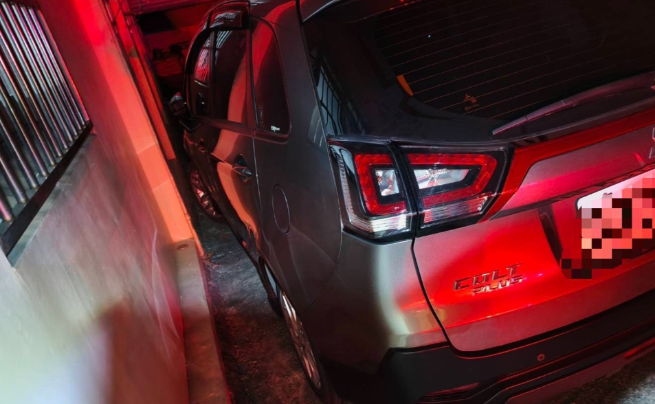 夾擊絕命！台中男撞進「車-牆」縫隙　低溫卡5小時求救沒人聽見