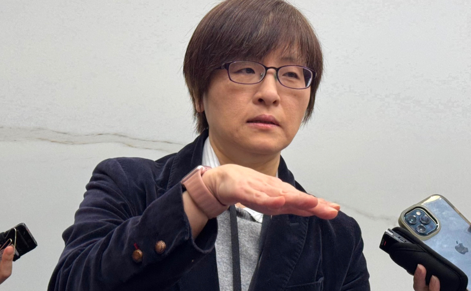 中榮認了！遭爆「無照醫材商進手術室」　衛福部曝院方調查結果