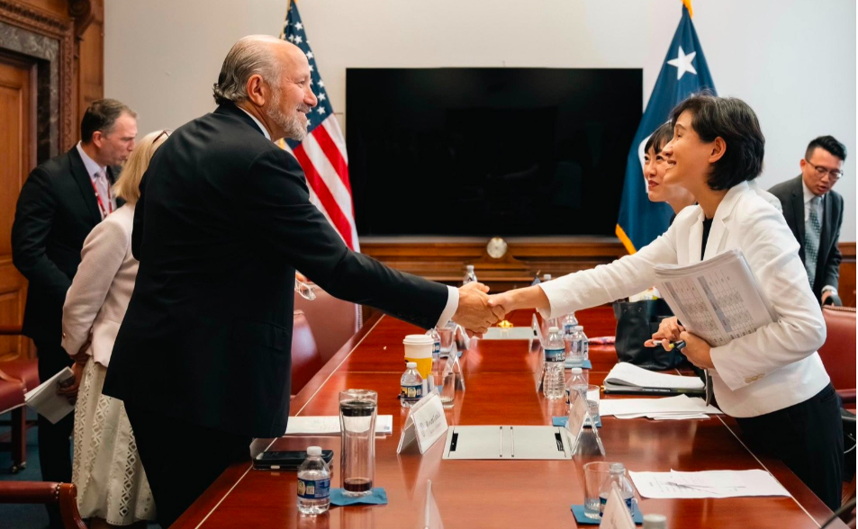 顧爾德專欄：鄭麗君漂亮一役，不是只為讓川普高興