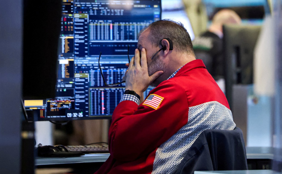 川普欲奪格陵蘭引發美股血崩！道瓊狂瀉870點　台積電ADR重挫近5％