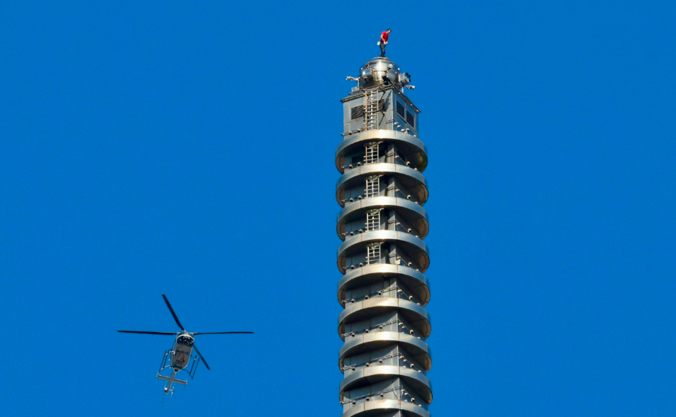 92分鐘挑戰101成功登頂　霍諾德締造人類徒手攀爬最高508公尺紀錄