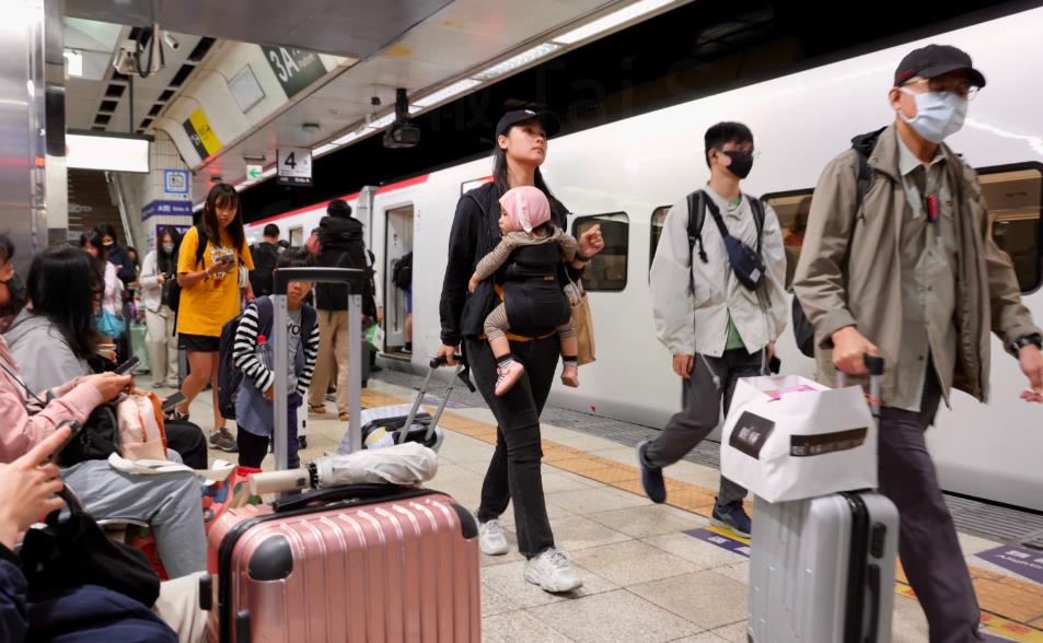 年假雙鐵交通高峰估是「這天」　交通部提醒：出入境也要提早抵達機場