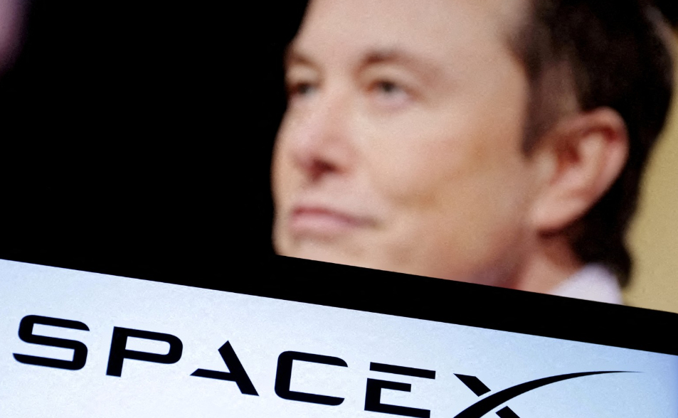 馬斯克：Space X10年內月球建「自我發展城市」