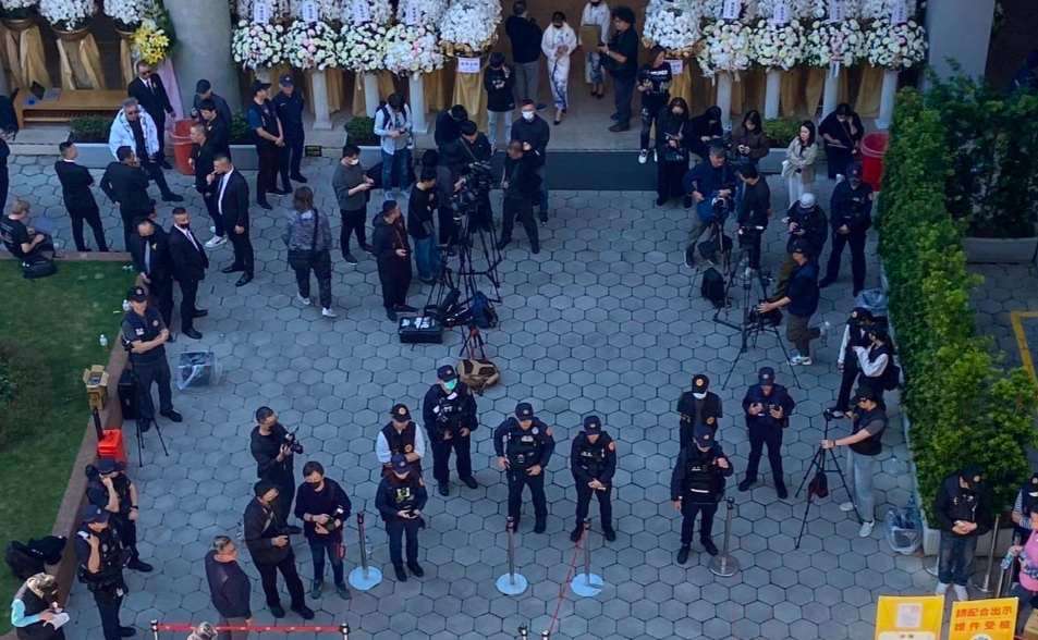 竹聯幫「鬼見愁」吳敦告別式　檢警動員嚴陣以待….陳楚河、歐陽龍到場悼念