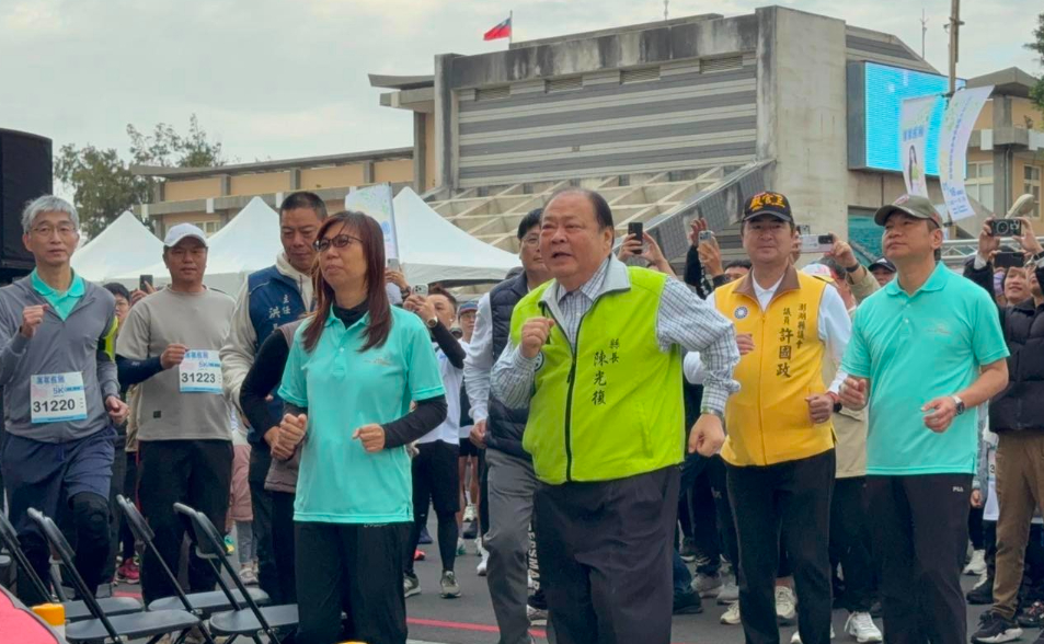 陳光復初一驚傳「摔倒OHCA」　已恢復呼吸心跳！知情人士曝現況