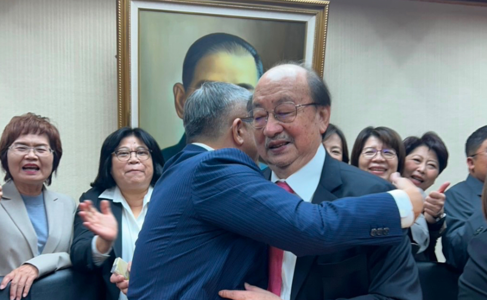 「萬年總召」柯建銘時代結束！蔡其昌經推舉任黨團總召