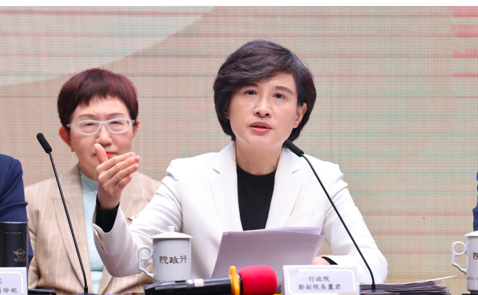 川普122條款上路「 蝴蝶蘭0關稅改15%」！ 鄭麗君: 471項農工產品項難豁免