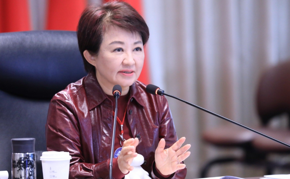 證實盧秀燕3月中訪美　子弟兵黃健豪：已密會藍委聽取意見