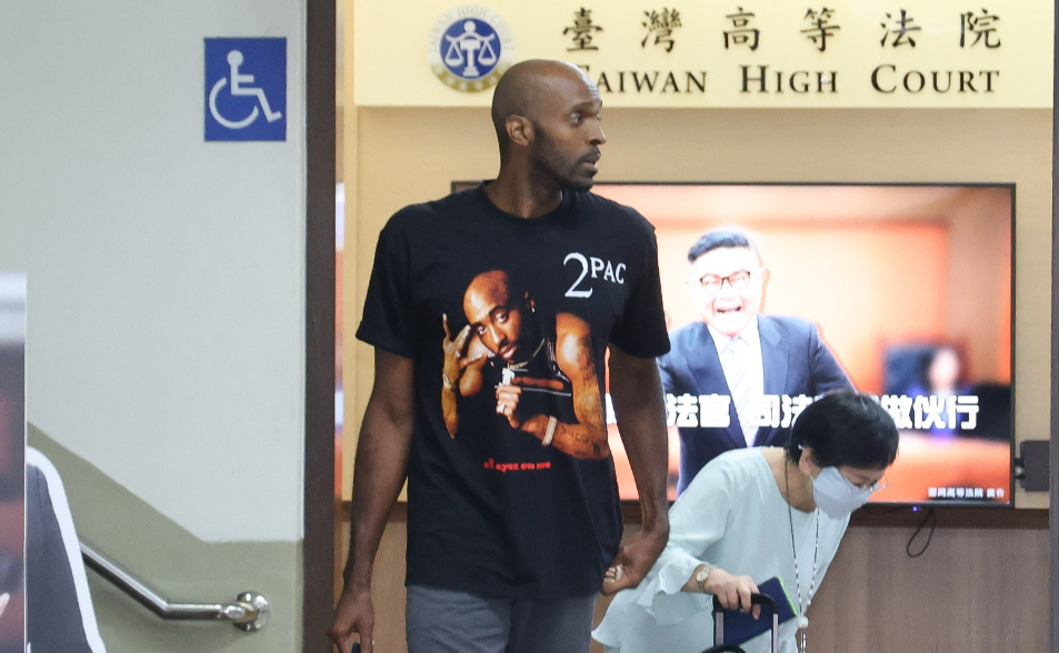 長年沉迷台北夜生活！昔日「護國神Q」跌落神壇不意外