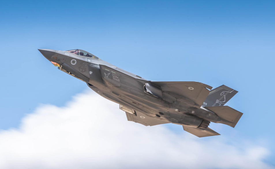 F-35首殺擊落戰機紀錄！　以色列空軍在德黑蘭擊落雅克-130攻擊機