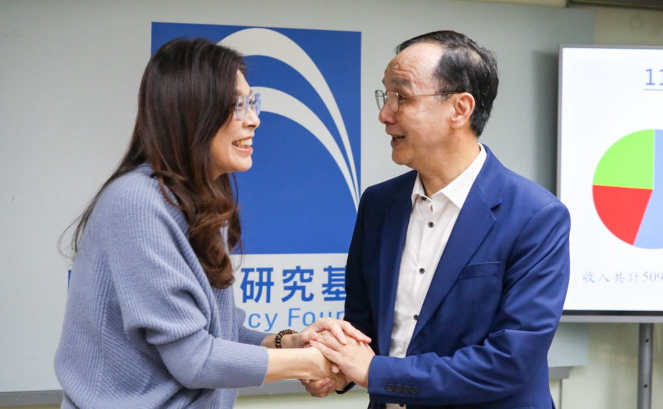 王家俊專欄：藍版軍購之亂　朱立倫、趙少康接戰鄭麗文