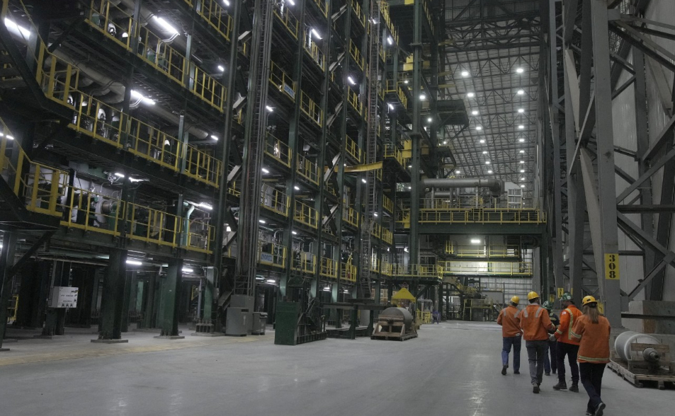 美國2月非農就業出乎意料！「不增反減」萎縮9.2萬、失業率升至4.4%