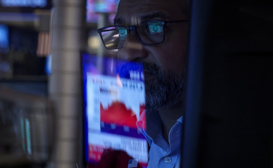 中東戰火推高油價至兩年新高　美股三大指數收黑