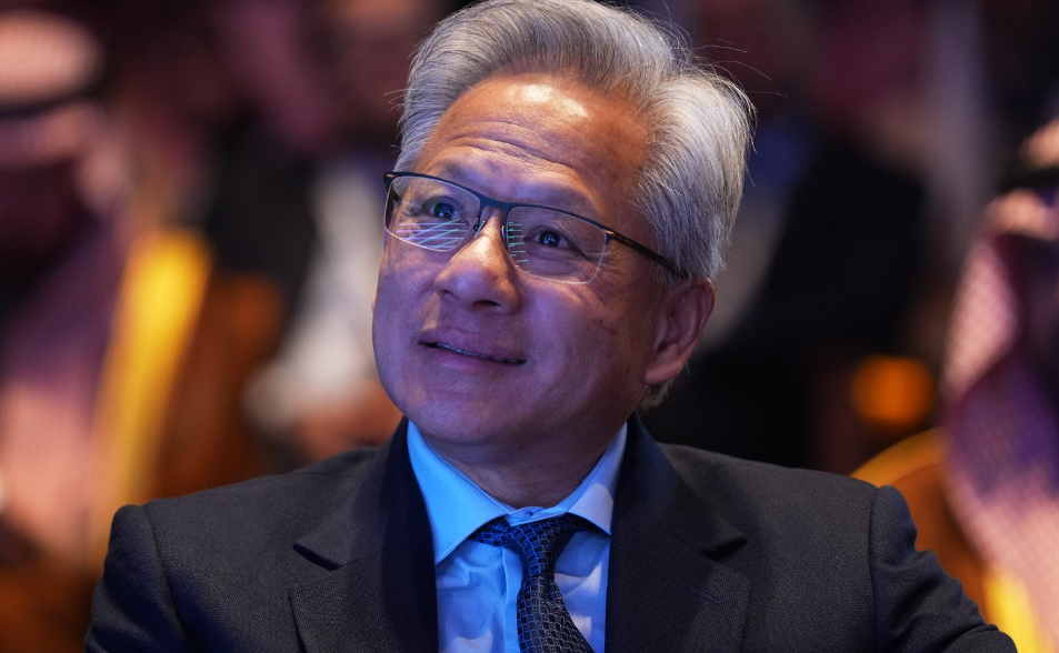 「四兆男」身家續看漲！輝達為黃仁勳訂定近1.3億獎勵金