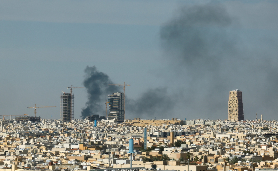 伊朗繼續打鄰居！飛彈、無人機至少轟4國　昨道歉的總統今天這樣說
