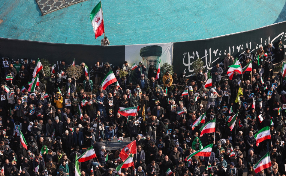 伊朗嗆不給一滴油！川普揚言發動20倍重擊　護荷姆茲海峽「送中國禮物」