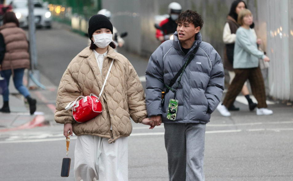 強烈冷氣團發威！5縣市低溫特報「氣溫下探10度」