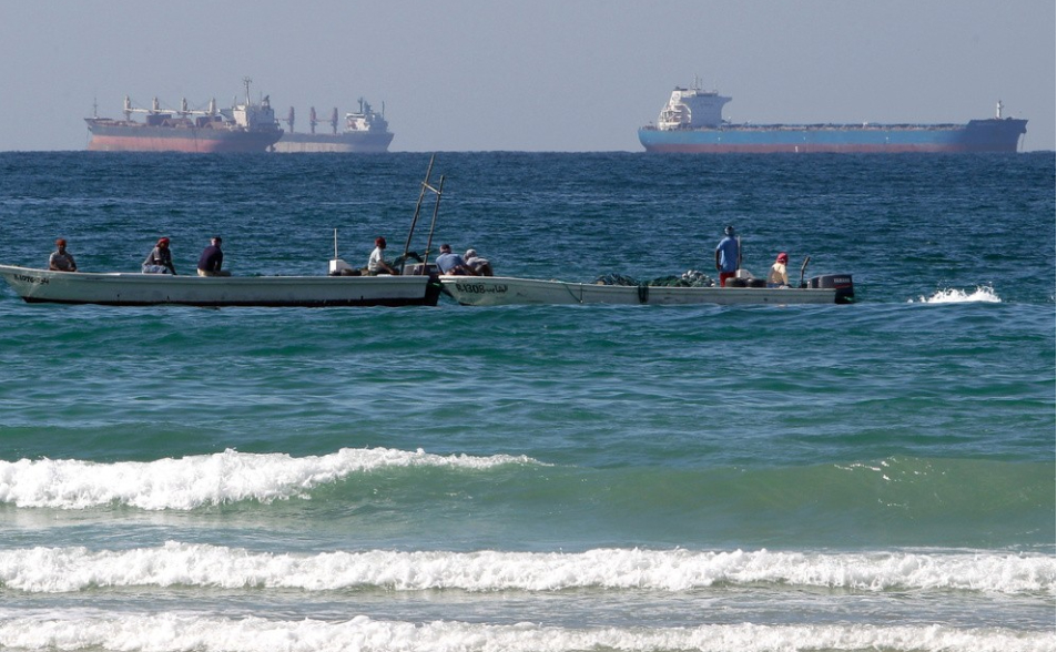 荷姆茲海峽目前卡住約1000艘商船　伊朗佈雷將是「最糟糕劇本」