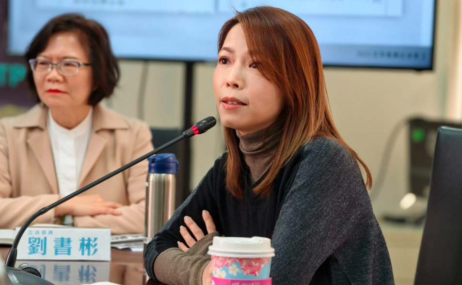 被陳智菡嗆「不熟台灣法律」　上畠寛弘直接點名反擊：相信有常識的發言人能理解