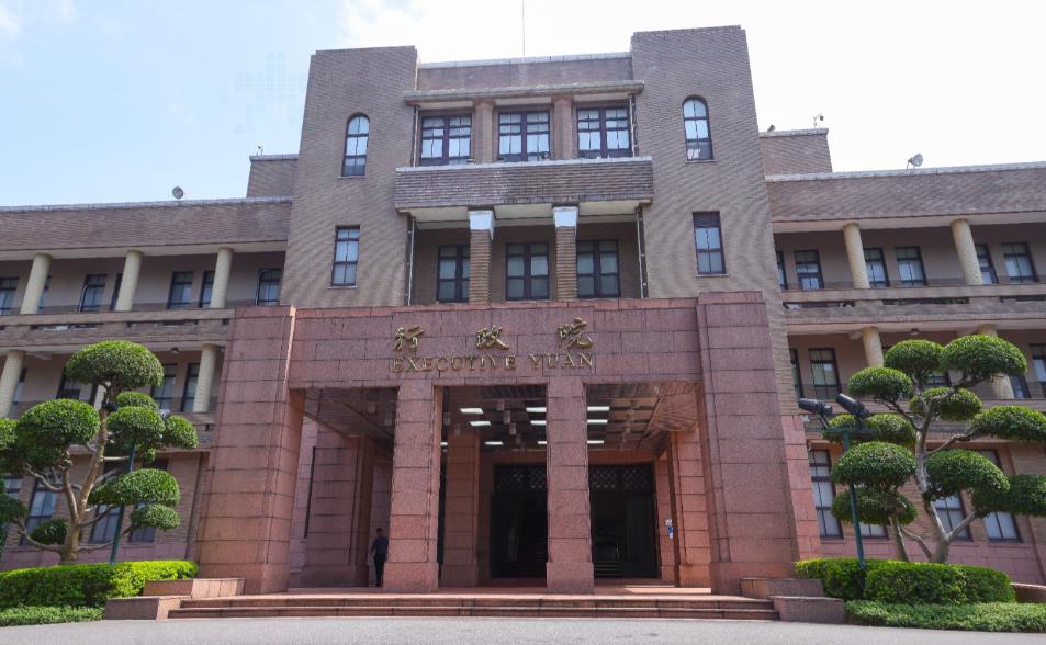 4/13開放！行政院擬拍板　家中有1名12歲以下兒童就可申請家庭幫傭