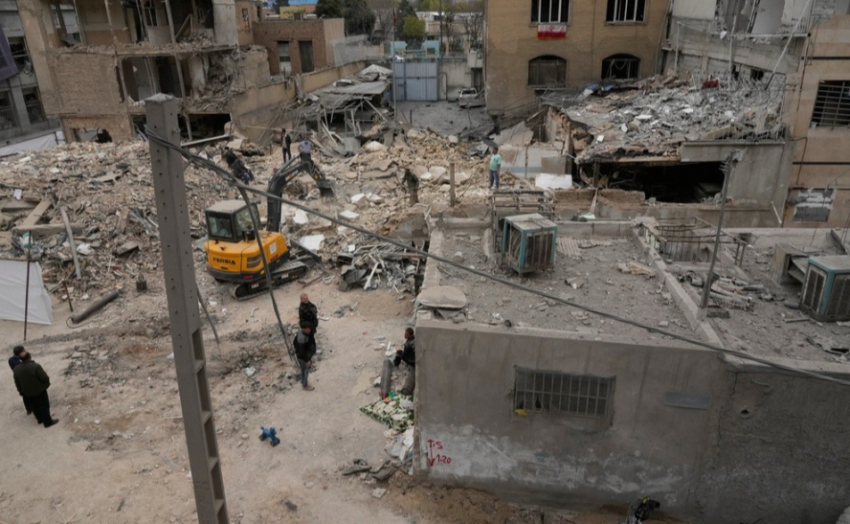 以色列連環「斬首」伊朗高層　分析：針對性殺戮恐收反效果