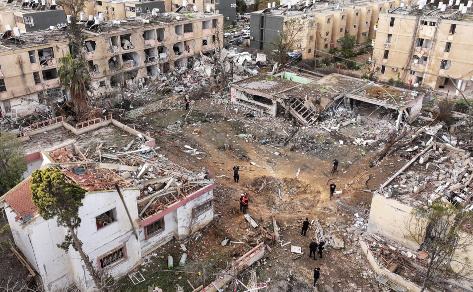 以色列人焦慮恐懼：核設施不是最受保護嗎？　受襲200傷「車子房子都沒了」